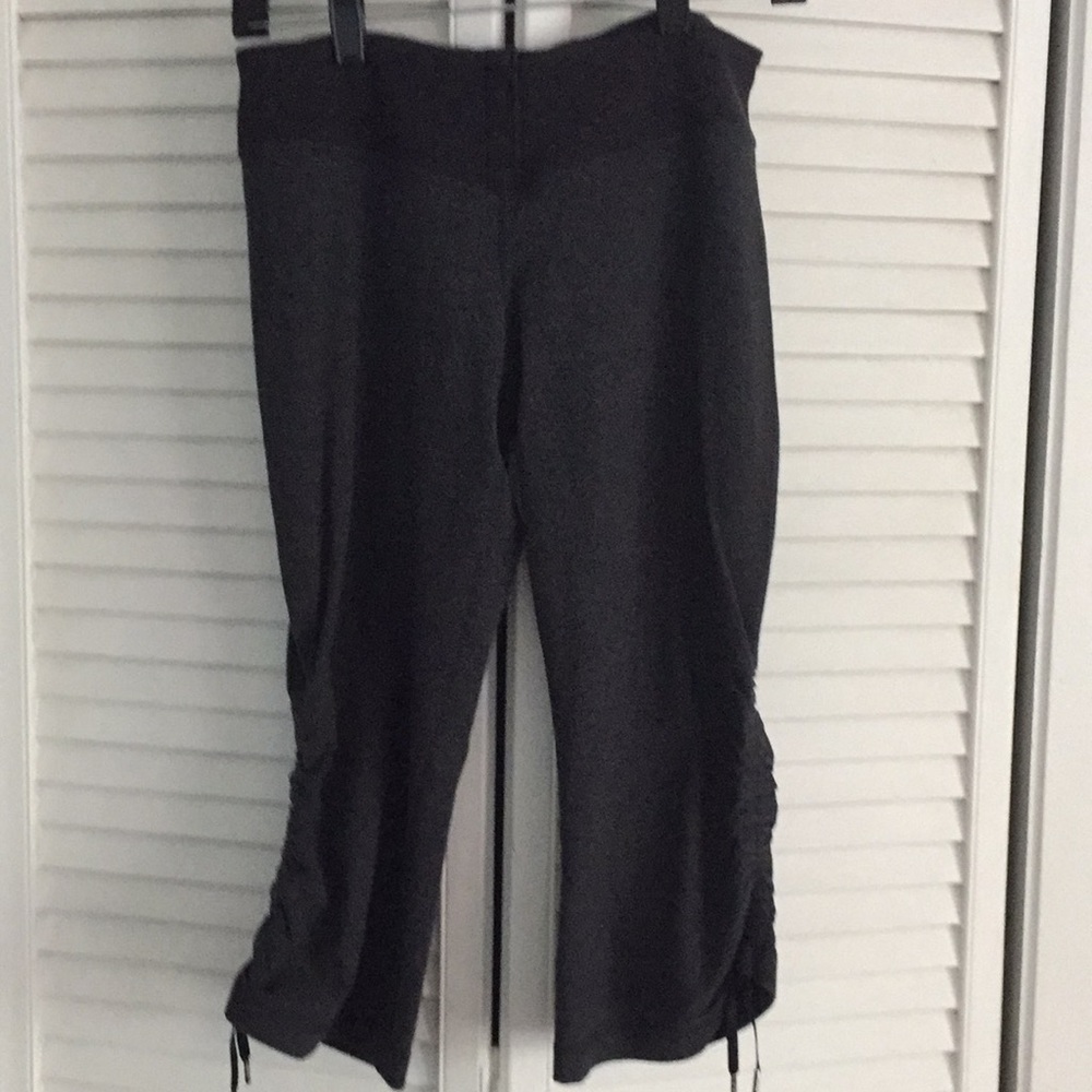 Lululemon Capri length yoga pant